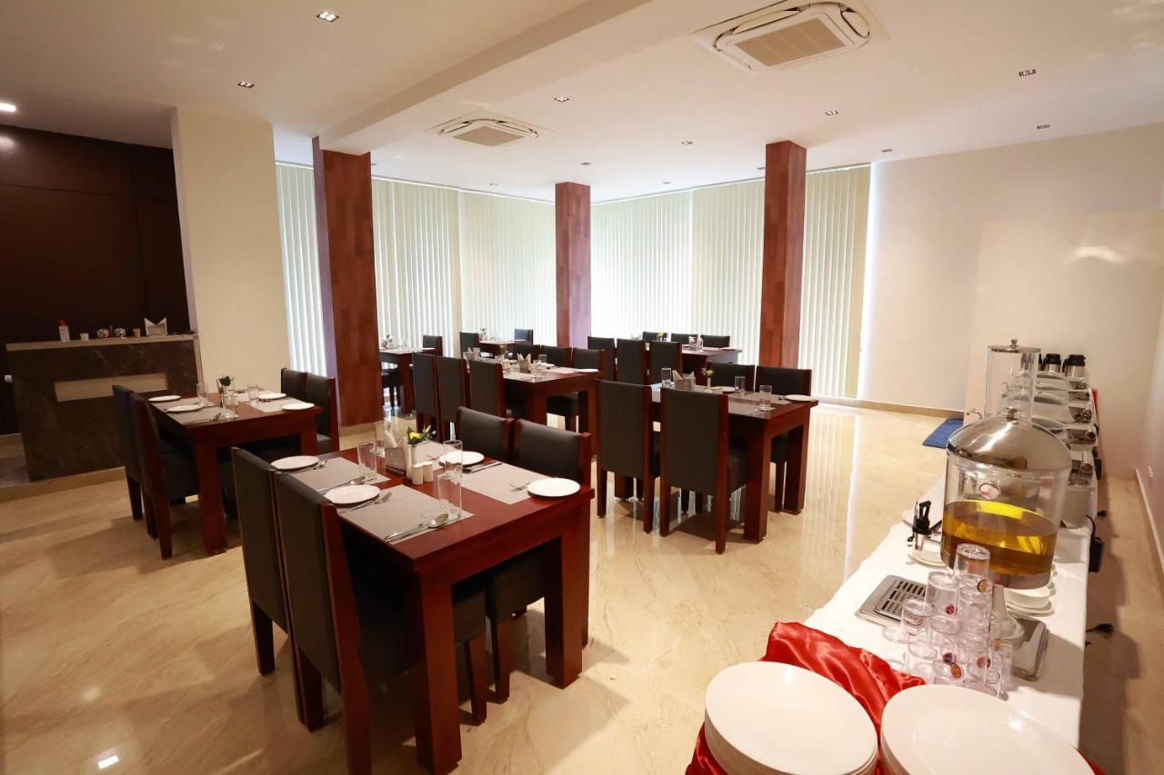 Hotel Bluemoon Tirunelveli Exteriör bild