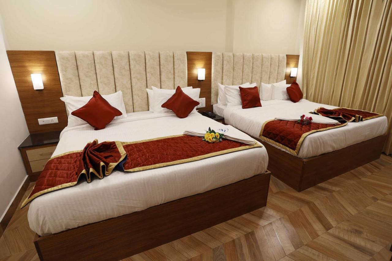 Hotel Bluemoon Tirunelveli Exteriör bild