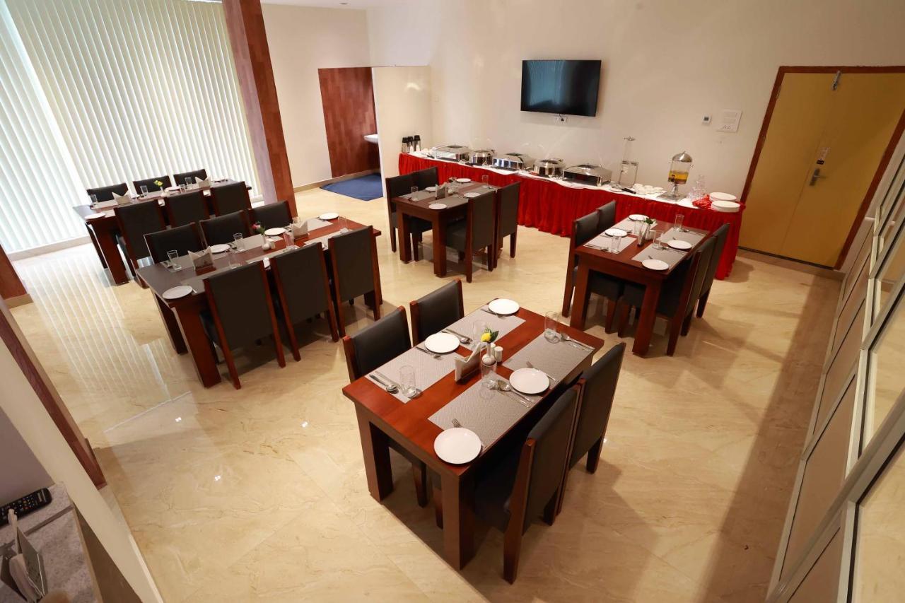 Hotel Bluemoon Tirunelveli Exteriör bild