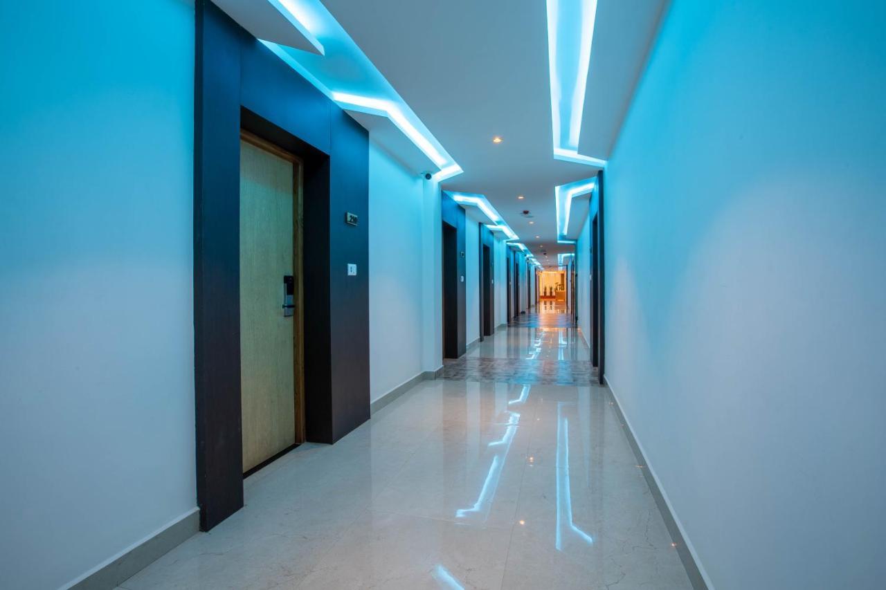 Hotel Bluemoon Tirunelveli Exteriör bild