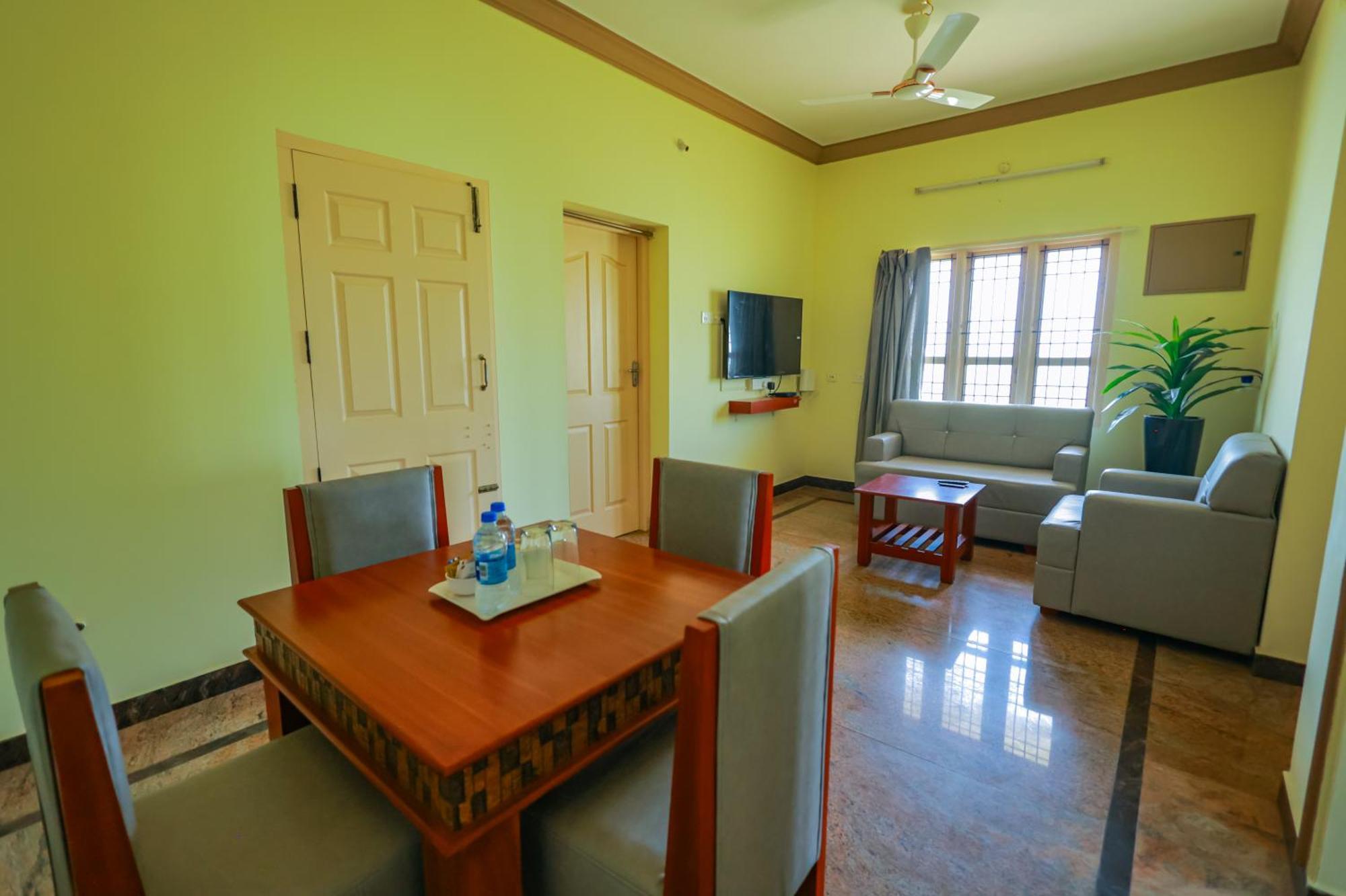 Hotel Bluemoon Tirunelveli Exteriör bild