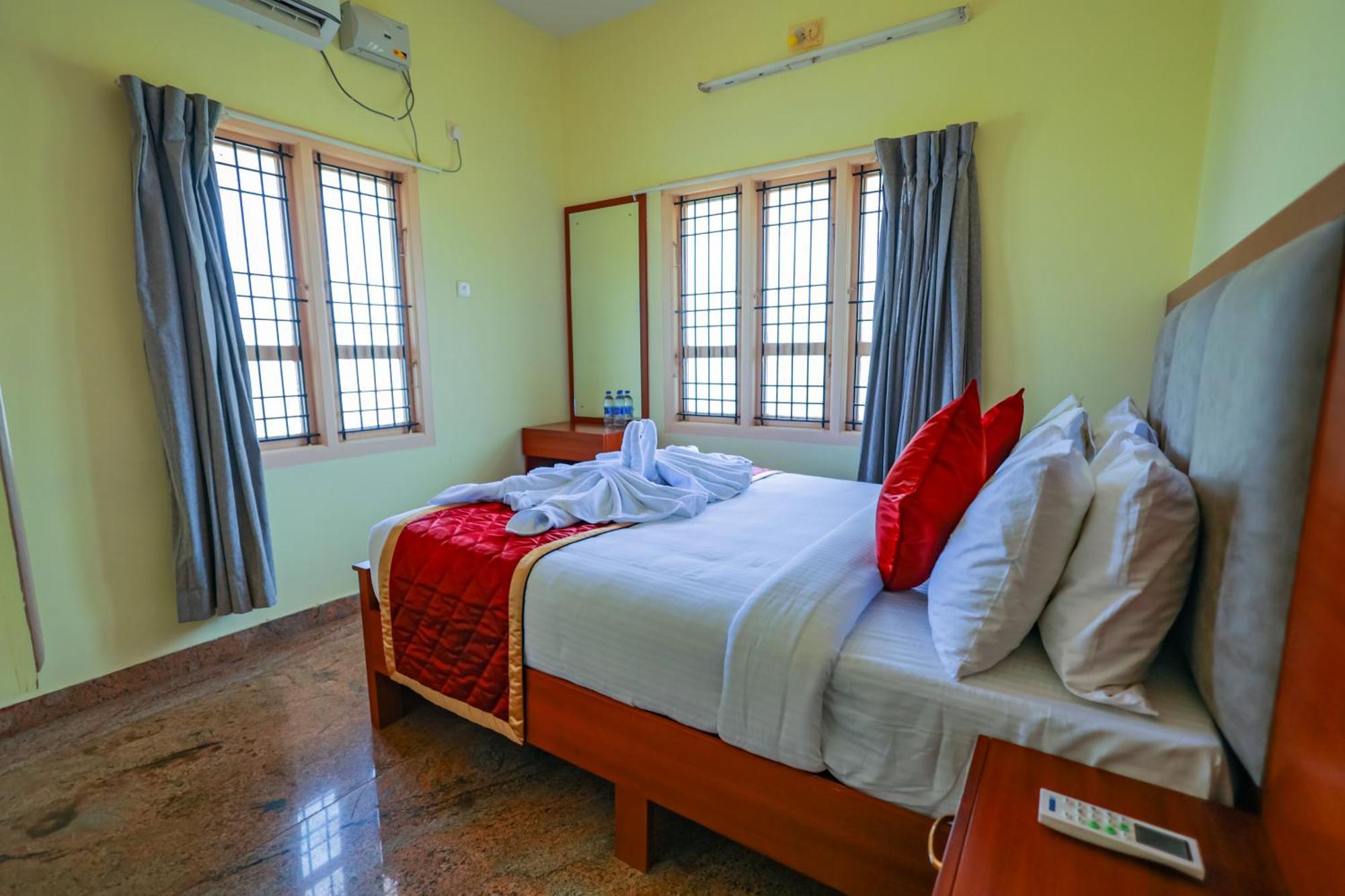 Hotel Bluemoon Tirunelveli Exteriör bild